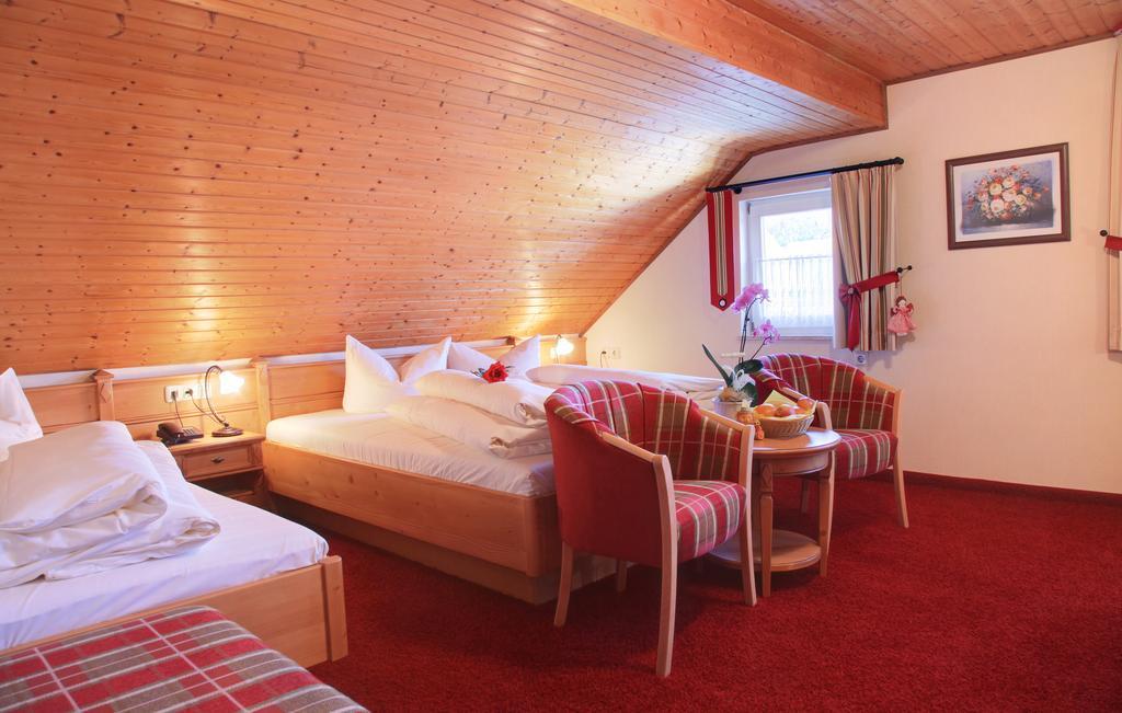 Landhotel Zur Gruenen Kutte Bernshausen Номер фото