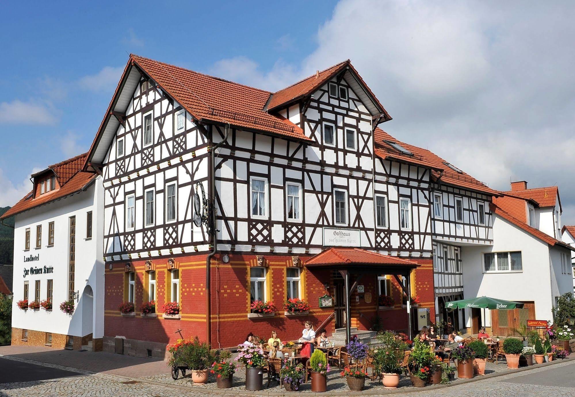 Landhotel Zur Gruenen Kutte Bernshausen Экстерьер фото