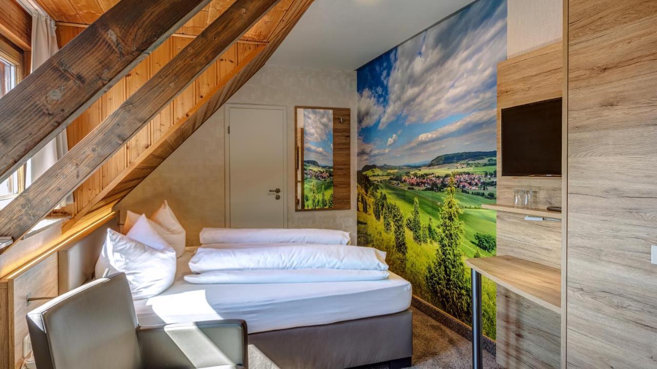 Landhotel Zur Gruenen Kutte Bernshausen Экстерьер фото